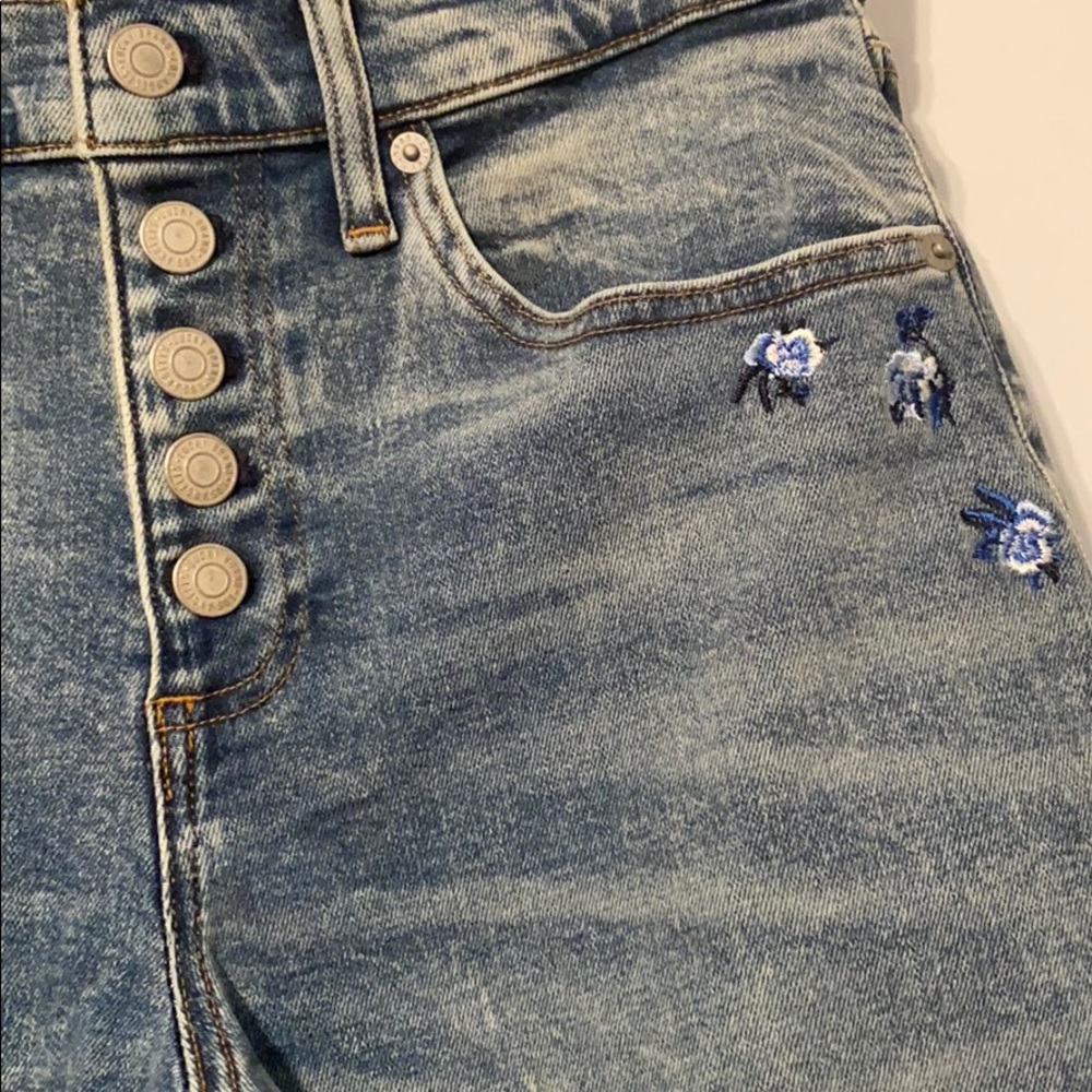 Lucky mid rise denim!